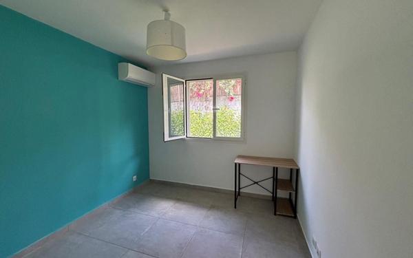 Maison à louer    4 pièces •  Saint-François