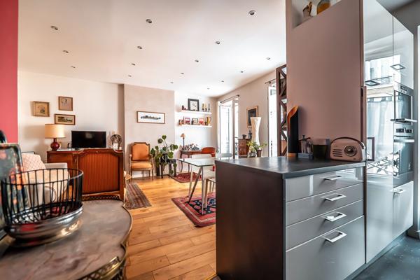 Appartement Paris 2/3 pièce(s) 52,05 m2