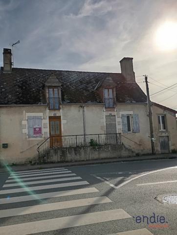 Charmante maison de ville independante avec terrain