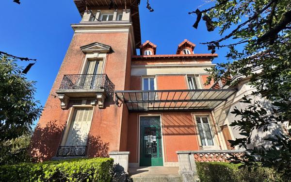 Appartement à vendre    3 pièces • 39,10 m2 Montfermeil