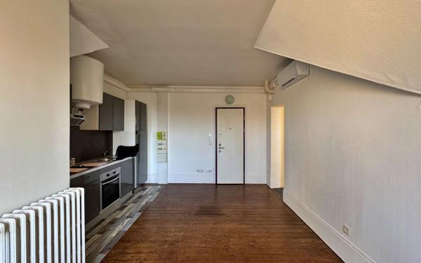 Appartement à vendre    3 pièces • 39,10 m2 Montfermeil