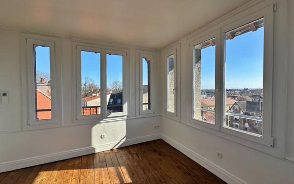 Appartement à vendre    3 pièces • 39,10 m2 Montfermeil