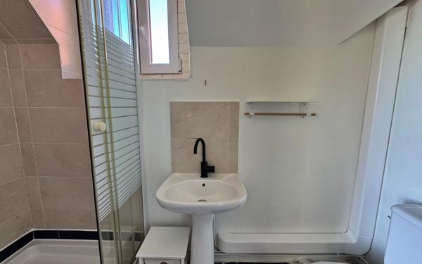 Appartement à vendre    3 pièces • 39,10 m2 Montfermeil