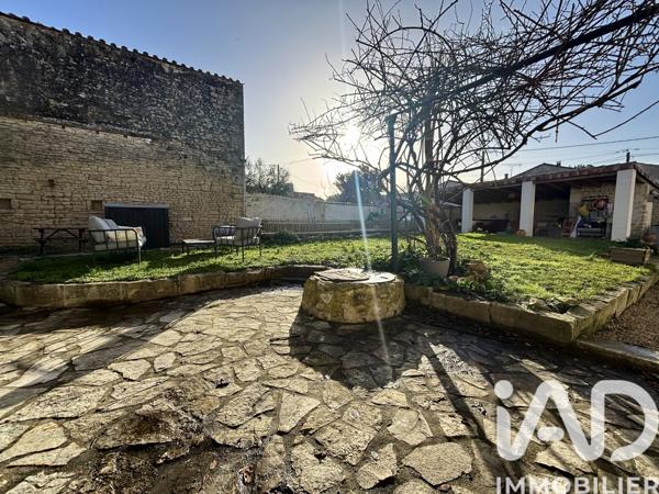 Maison à vendre 8 pièces 216 m² Aigrefeuille-d'Aunis