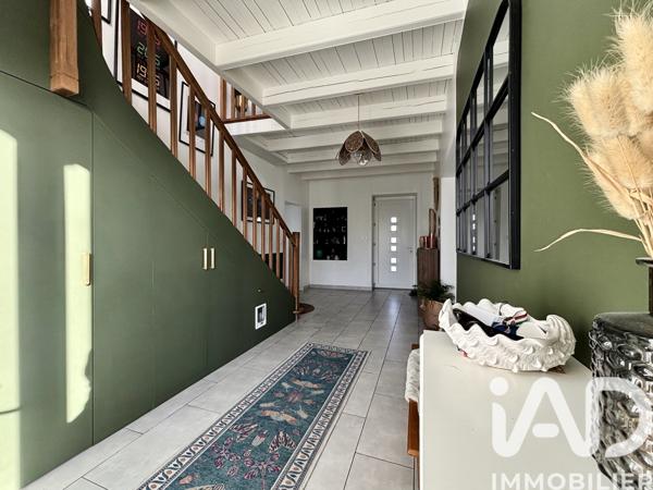 Maison à vendre 8 pièces 216 m² Aigrefeuille-d'Aunis