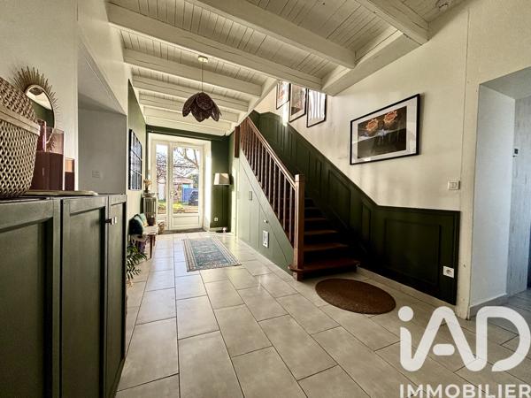 Maison à vendre 8 pièces 216 m² Aigrefeuille-d'Aunis