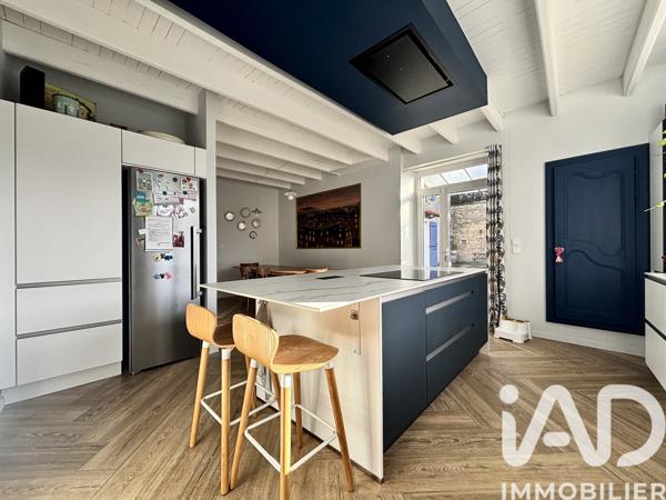 Maison à vendre 8 pièces 216 m² Aigrefeuille-d'Aunis