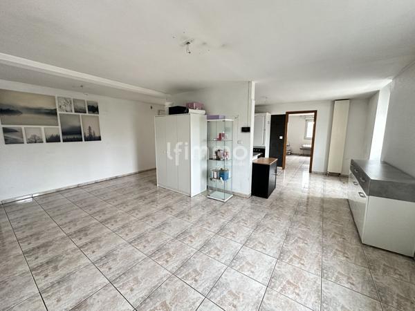 Bel Appartement avec Terrasse