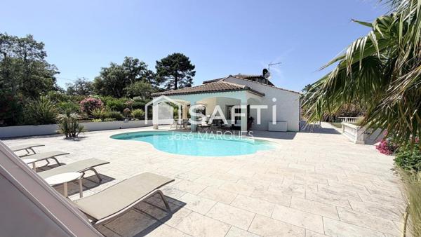 Villa contemporaine grand jardin domaine sécurisé
