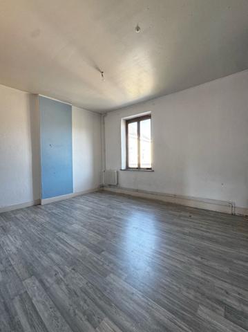 Maison à vendre à Jeumont - 4 chambres, calme et proche commodités