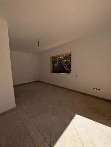A Vendre Villa Contemporaine à Terminer - Route de Fès - À seulement 15 km de Marrakech