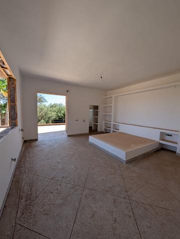 A Vendre Villa Contemporaine à Terminer - Route de Fès - À seulement 15 km de Marrakech