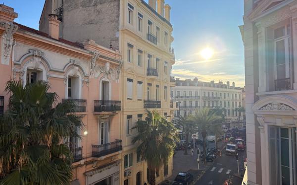 Appartement à vendre    3 pièces • 70,16 m2 Cannes