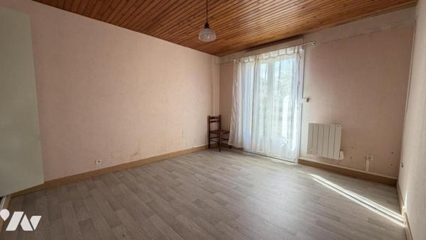 GOUVILLE SUR MER, Bourg, Pavillon avec vie de plain-pied, 3 chambres, 817m² de terrain.