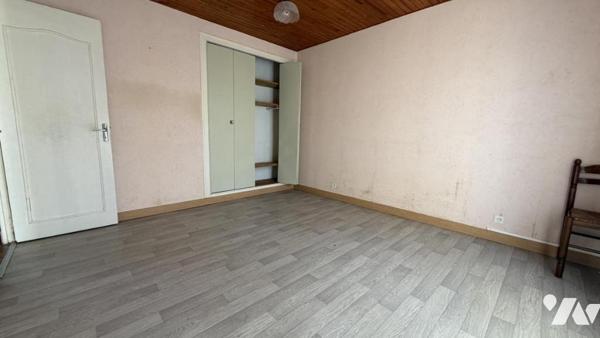 GOUVILLE SUR MER, Bourg, Pavillon avec vie de plain-pied, 3 chambres, 817m² de terrain.
