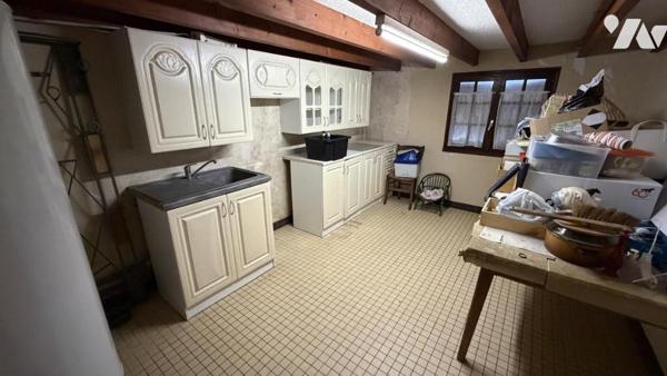 GOUVILLE SUR MER, Bourg, Pavillon avec vie de plain-pied, 3 chambres, 817m² de terrain.
