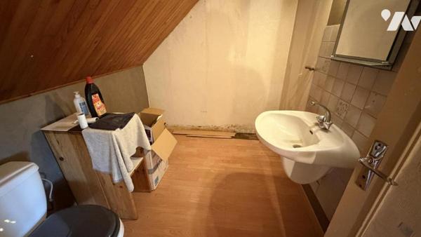 GOUVILLE SUR MER, Bourg, Pavillon avec vie de plain-pied, 3 chambres, 817m² de terrain.