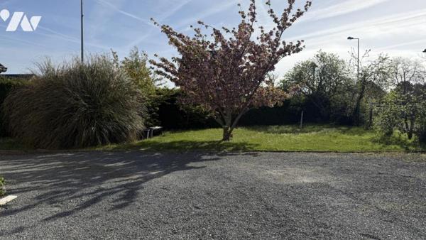 GOUVILLE SUR MER, Bourg, Pavillon avec vie de plain-pied, 3 chambres, 817m² de terrain.