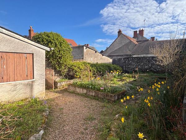 Maison Mont Pres Chambord 5 pièce(s) + dépendances