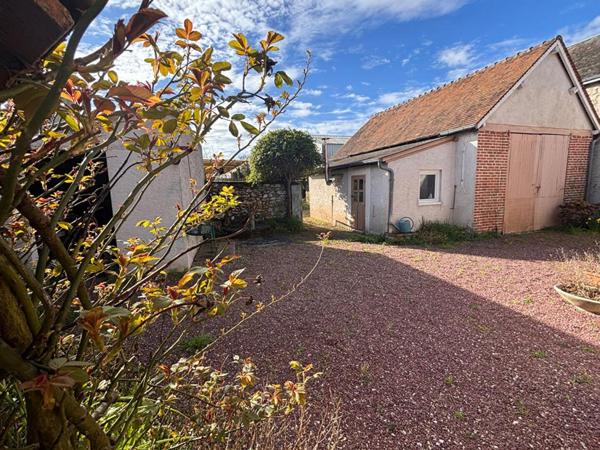 Maison Mont Pres Chambord 5 pièce(s) + dépendances