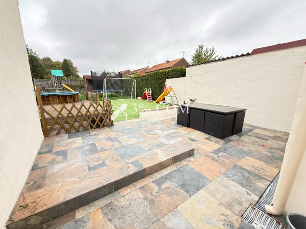 Maison 4 pièce(s) 3 chambre(s) 111 m²