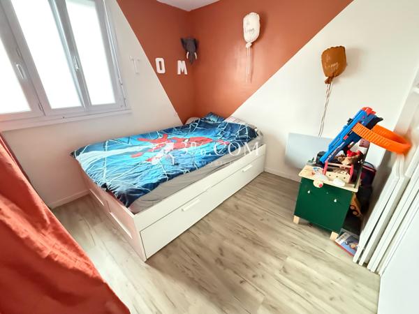 Maison 4 pièce(s) 3 chambre(s) 111 m²