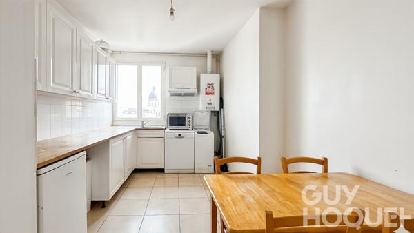 Appartement 3 pièces  65 m²  Versailles Notre-Dame