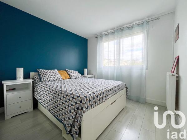 Apartment for sale 3 rooms 65 m² Le Plessis-Robinson