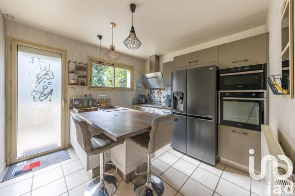 House for sale 5 rooms 120 m² Chevilly-Larue