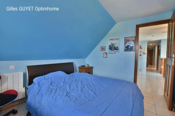 BERNAY,MAISON INDIVIDUELLE T9 ( 177M²) 6 chambres. Terrain de 1000M² env. 329000€