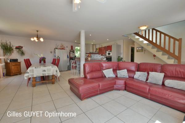 BERNAY,MAISON INDIVIDUELLE T9 ( 177M²) 6 chambres. Terrain de 1000M² env. 329000€