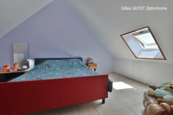 BERNAY,MAISON INDIVIDUELLE T9 ( 177M²) 6 chambres. Terrain de 1000M² env. 329000€