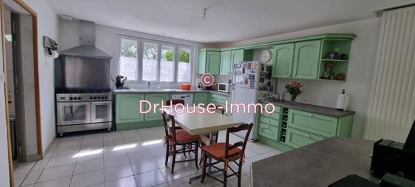 Maison à vendre 10 pièces de 234 m²