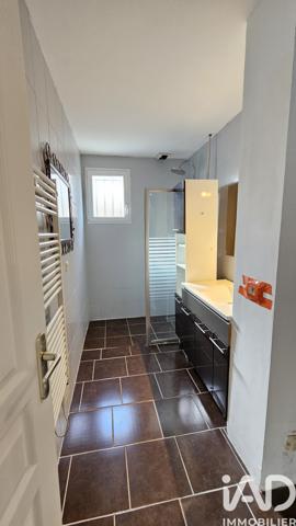 Maison à vendre 6 pièces 111 m² Saint-Cyr-sur-Morin