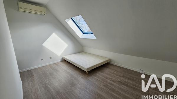 Maison à vendre 6 pièces 111 m² Saint-Cyr-sur-Morin