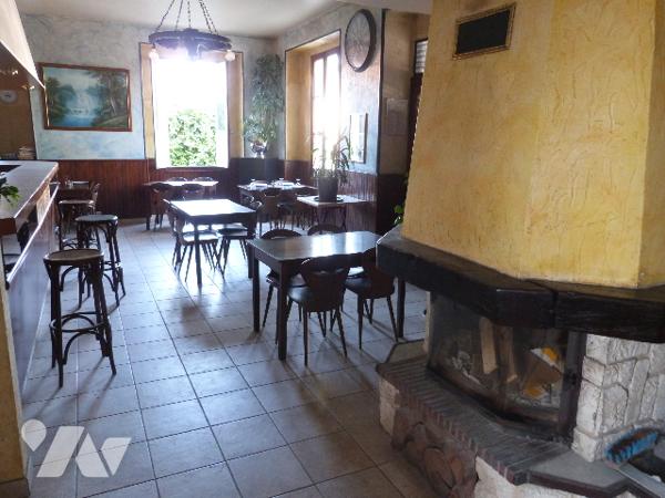 Tènement immobilier avec stationnements