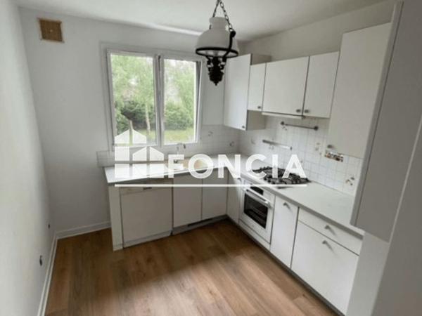 Location Appartement 3 pièces 64.6 m² - 2/4/6/8 RUE STANG AR C'HOAT Quimper 29000