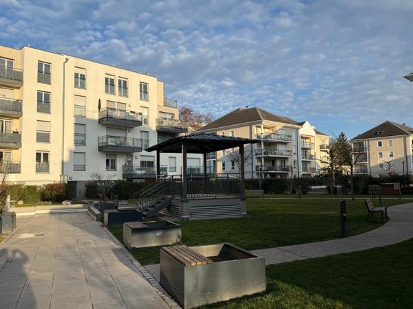 Appartement à vendre 3 pièces FERNEY VOLTAIRE (01)