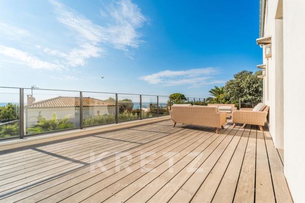 Exceptionnelle rénovation avec vue mer