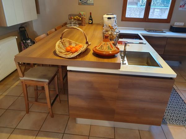 La Freissinouse (05000) Maison de plain-pied de 192 m² avec T2 et piscine