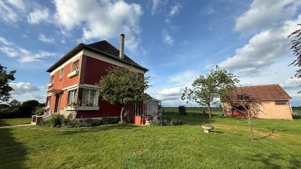 Maison familiale 4 chambres – Fort potentiel à 5 min de Bourgtheroulde
