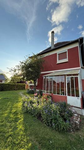 Maison familiale 4 chambres – Fort potentiel à 5 min de Bourgtheroulde