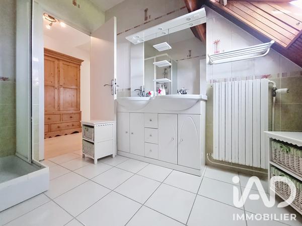 Maison à vendre 9 pièces 252 m² Villeneuve-le-Roi