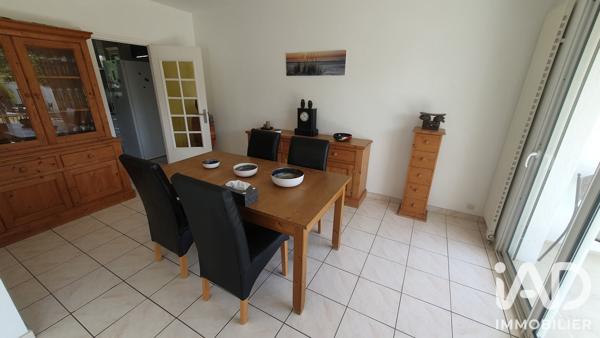Maison à vendre 9 pièces 252 m² Villeneuve-le-Roi