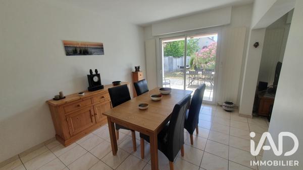 Maison à vendre 9 pièces 252 m² Villeneuve-le-Roi