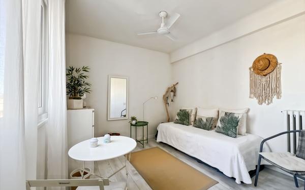 Appartement à vendre    3 pièces • 75,65 m2 Saint-Raphaël