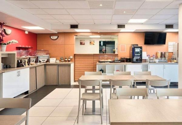 INVESTISSEMENT LOCATIF  Saint-Cyr-lÉcole  Résidence Affaires Zenitude Versailles Saint-Cyr-lÉcole  6 % de rentabilité