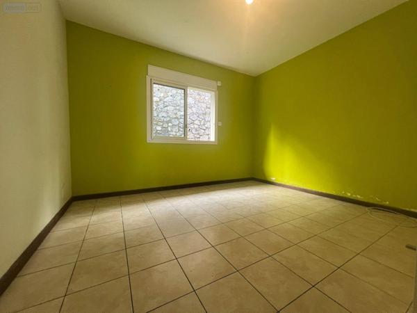 Maison à vendre à Saint-Denis à la Réunion (97400), ref : 97405/180   
Colline des camélias