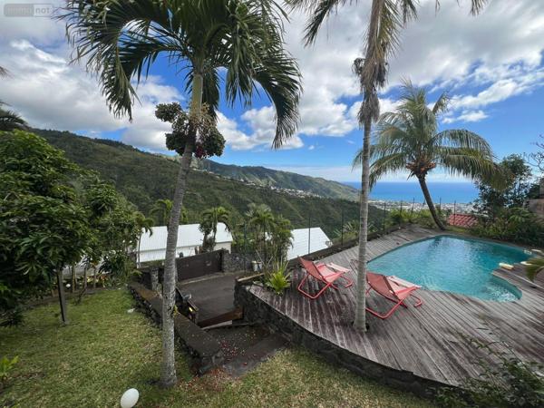 Maison à vendre à Saint-Denis à la Réunion (97400), ref : 97405/180   
Colline des camélias