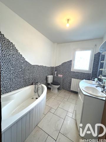Maison à vendre 6 pièces 180 m² Arenthon